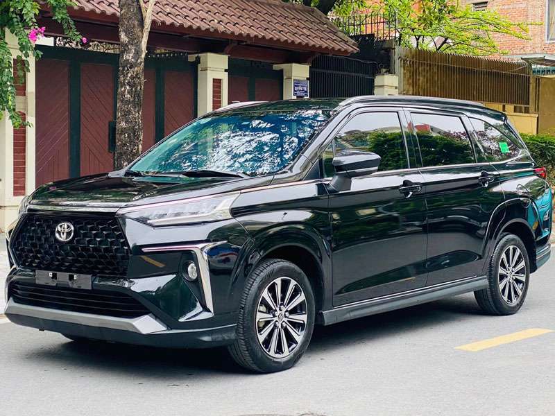 Ngoại thất Veloz Cross 2026